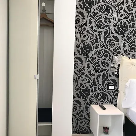 Affittacamere Alba 3*